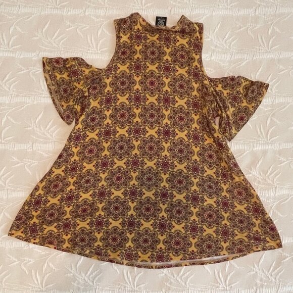 BOBEAU Cold Shoulder Flowy Top for Women Size XL - Picture 4 of 11